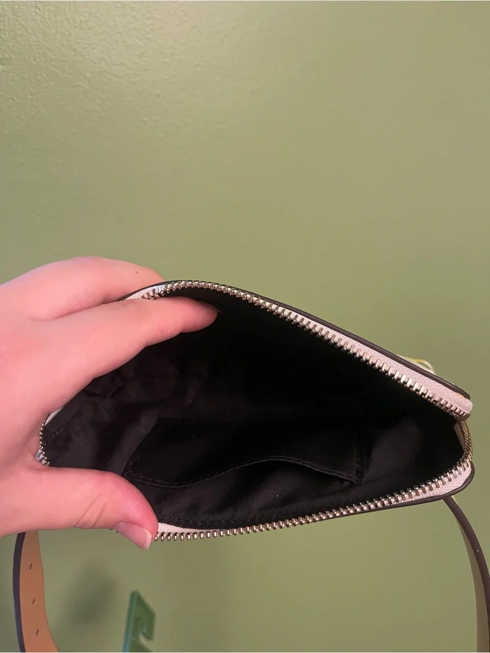 56. NWT Kate spade belt bag